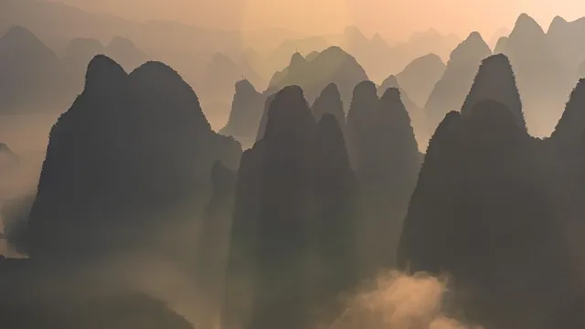 Li River cruise with karst mountains in Guilin